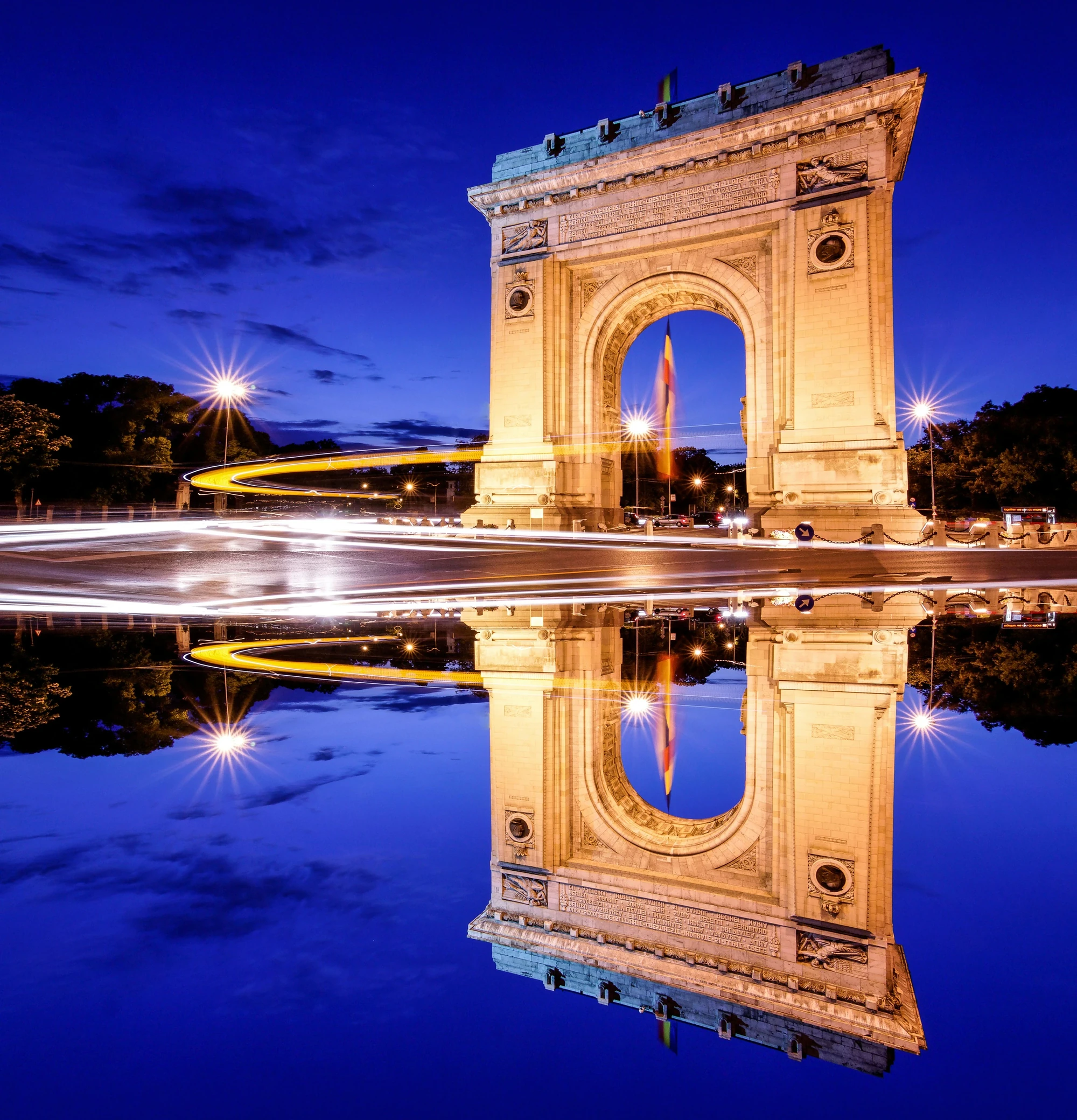 Day 11 Bucharest return - Arch of Triumph and city boulevard